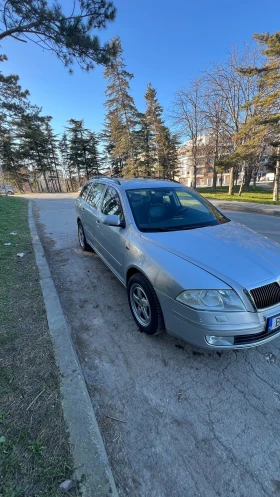Skoda Octavia 2.0 I FSI, снимка 3