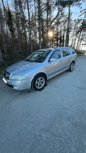 Skoda Octavia 2.0 I FSI, снимка 8