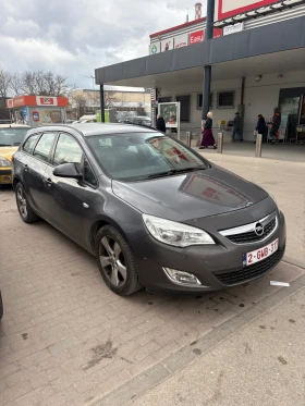 Opel Astra Opel Astra 1.7cdti Sport Tourer, снимка 1