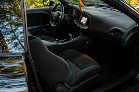 Dodge Challenger R/T, снимка 10