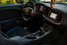 Dodge Challenger R/T, снимка 11