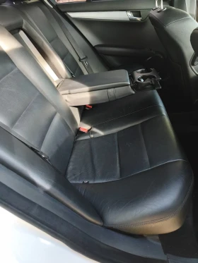 Mercedes-Benz C 320, снимка 8