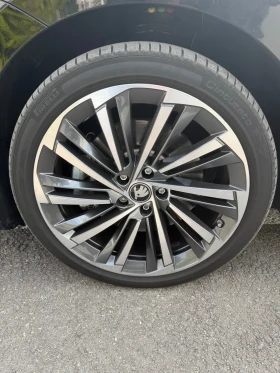 Skoda Superb Laurin & Klement 130 Edition 4x4, снимка 5