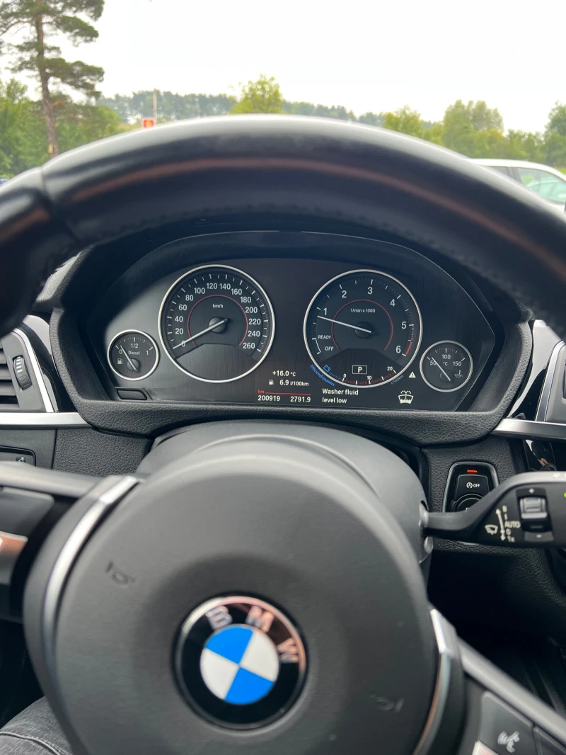 BMW 320 F30, снимка 13 - Автомобили и джипове - 47110654