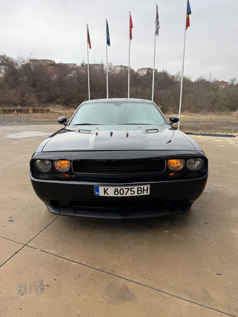 Dodge Challenger ГОТОВ ЛИЗИНГ/ОБСЛУЖЕН, снимка 1 - Автомобили и джипове - 48208182