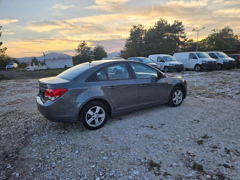 Chevrolet Cruze 1.8/ЕВРО5Б/LS, снимка 4 - Автомобили и джипове - 48610626