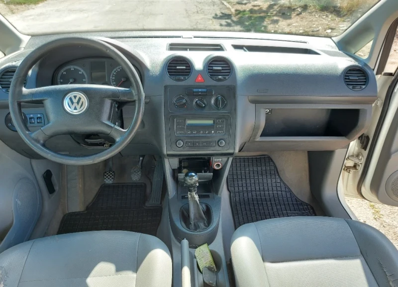 VW Caddy, снимка 6 - Автомобили и джипове - 48814027