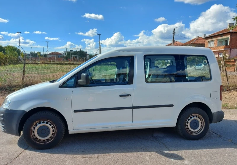 VW Caddy, снимка 10 - Автомобили и джипове - 48814027