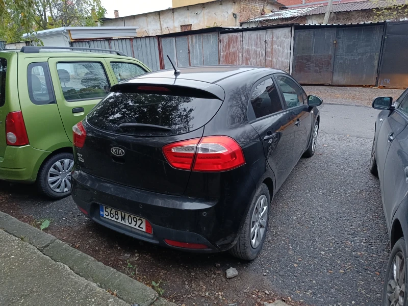 Kia Rio, снимка 9 - Автомобили и джипове - 48879548