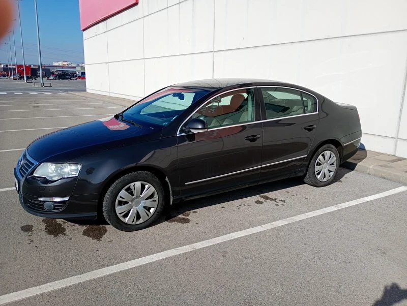 VW Passat, снимка 7 - Автомобили и джипове - 48975785