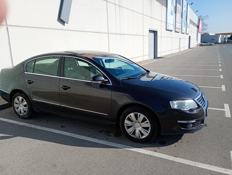 VW Passat, снимка 2 - Автомобили и джипове - 48975785