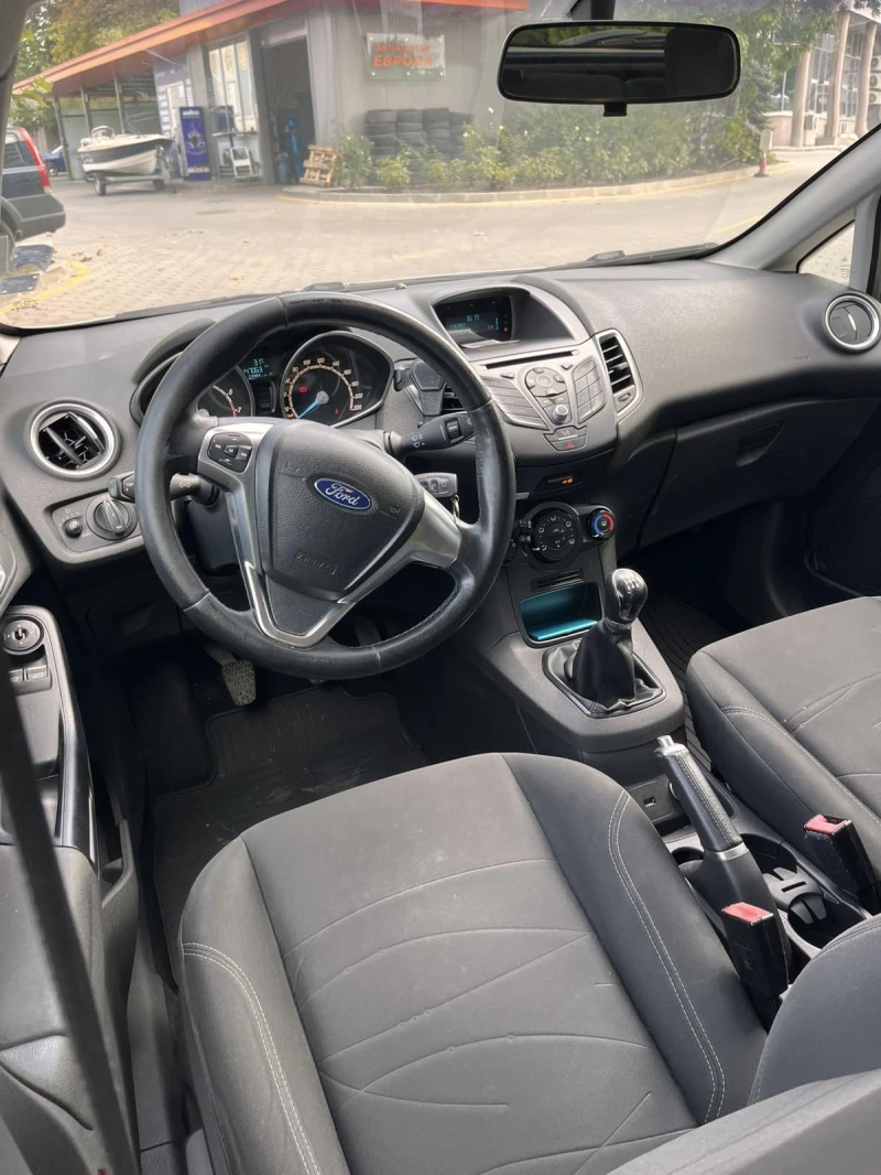 Ford Fiesta, снимка 7 - Автомобили и джипове - 51669836