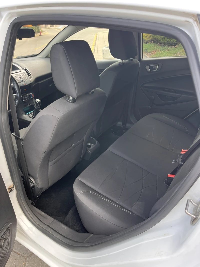 Ford Fiesta, снимка 10 - Автомобили и джипове - 51669836