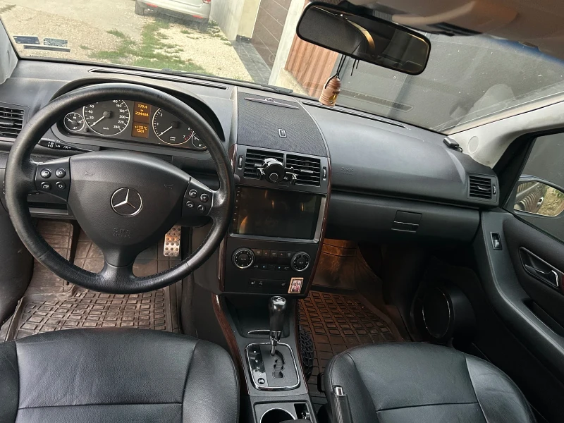 Mercedes-Benz A 200, снимка 7 - Автомобили и джипове - 51884340