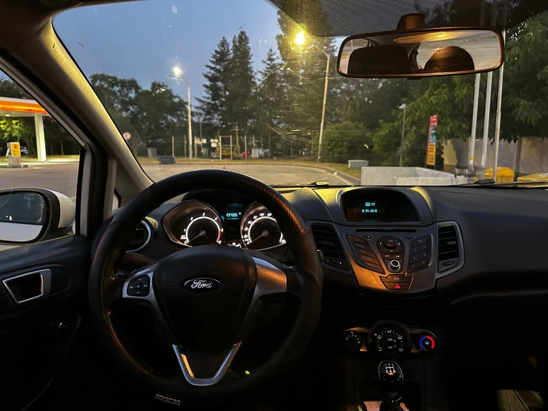 Ford Fiesta !ШОК ЦЕНА! * facelift * 1.5 tdci * titanium * euro, снимка 9 - Автомобили и джипове - 52106300