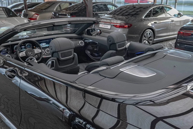 Mercedes-Benz S 63 AMG 4Matic/Swarovski/HuD/Burmester/AirMatic/Night Visi, снимка 9 - Автомобили и джипове - 52436128