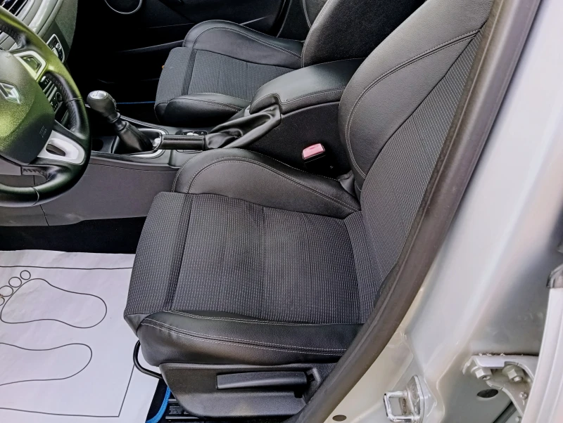 Renault Megane 1.5DCI GT-Line, снимка 9 - Автомобили и джипове - 52839439