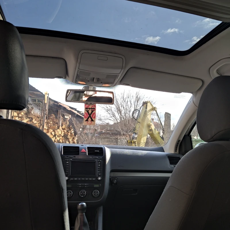 VW Golf 5, снимка 7 - Автомобили и джипове - 53012441