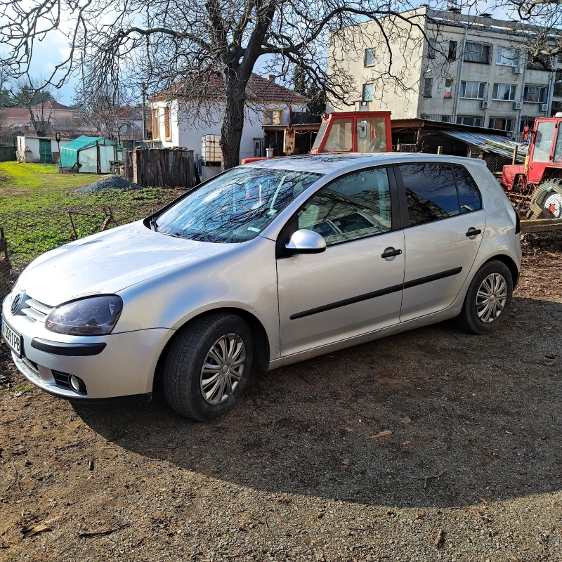 VW Golf 5, снимка 8 - Автомобили и джипове - 53012441