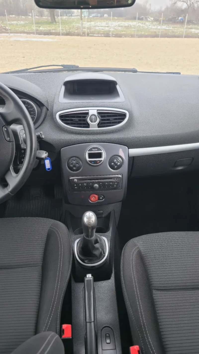 Renault Clio 1.2 16V, снимка 7 - Автомобили и джипове - 53188259