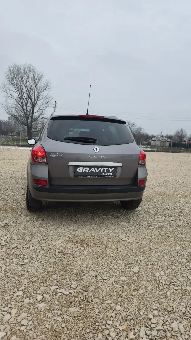 Renault Clio 1.2 16V, снимка 3 - Автомобили и джипове - 53188259