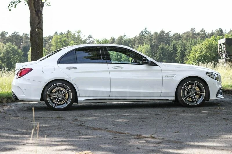 Mercedes-Benz C 63 AMG, снимка 5 - Автомобили и джипове - 23661500