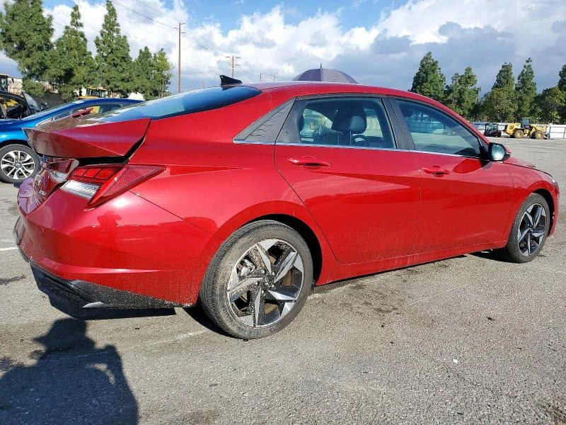 Hyundai Elantra 2.0L 4 Front-wheel Drive, снимка 4 - Автомобили и джипове - 53713569