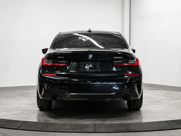 BMW 330 330i xDrive - Крайна цена до България!, снимка 6 - Автомобили и джипове - 54890892