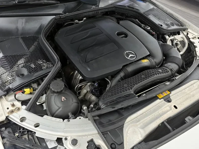 Mercedes-Benz C 200 AMG LINE, снимка 6 - Автомобили и джипове - 55007568