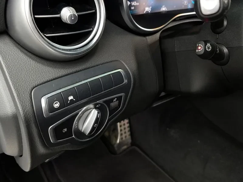 Mercedes-Benz C 200 AMG LINE, снимка 16 - Автомобили и джипове - 55007568