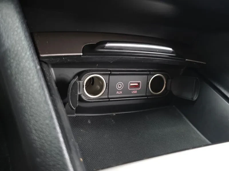 Kia K5 Hybrid 2Nd Generation Noblesse, снимка 17 - Автомобили и джипове - 55278349