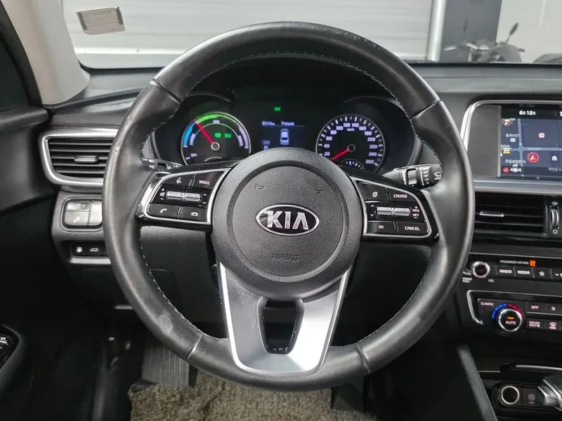 Kia K5 Hybrid 2Nd Generation Noblesse, снимка 12 - Автомобили и джипове - 55278349