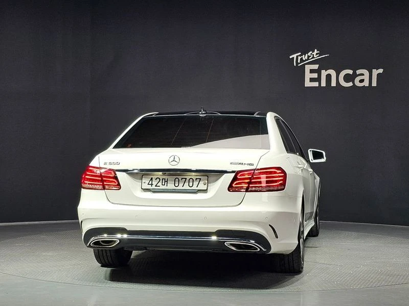 Mercedes-Benz E 350 E350 BlueTec 4MATIC| 258к.с.| ВКЛ.ТЕХНОТЕСТ, снимка 4 - Автомобили и джипове - 55626330