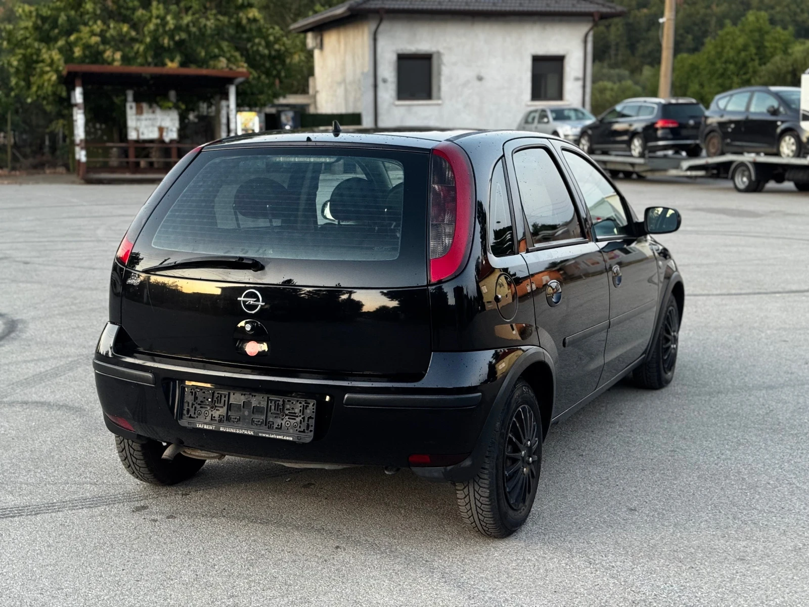 Opel Corsa 1.2I 16v - изображение 4