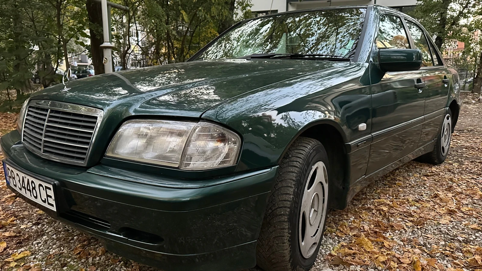 Mercedes-Benz C 180  - изображение 8