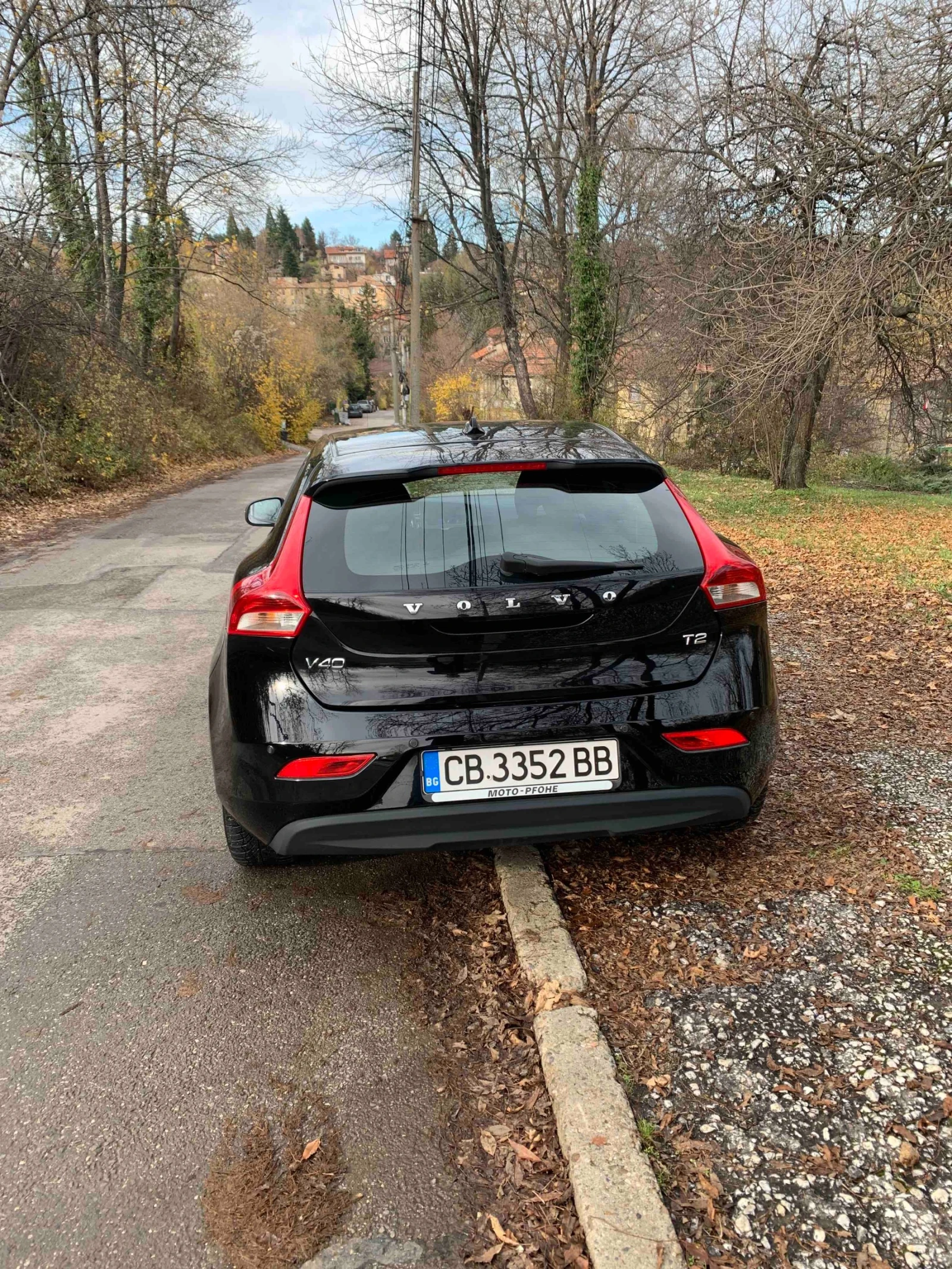 Volvo V40 T2 - изображение 5