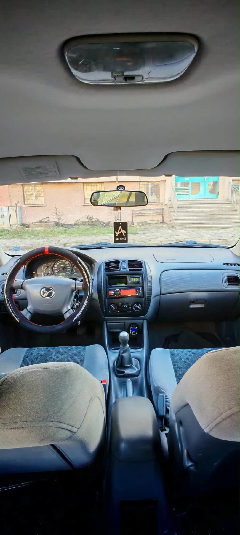 Mazda 323  - изображение 5