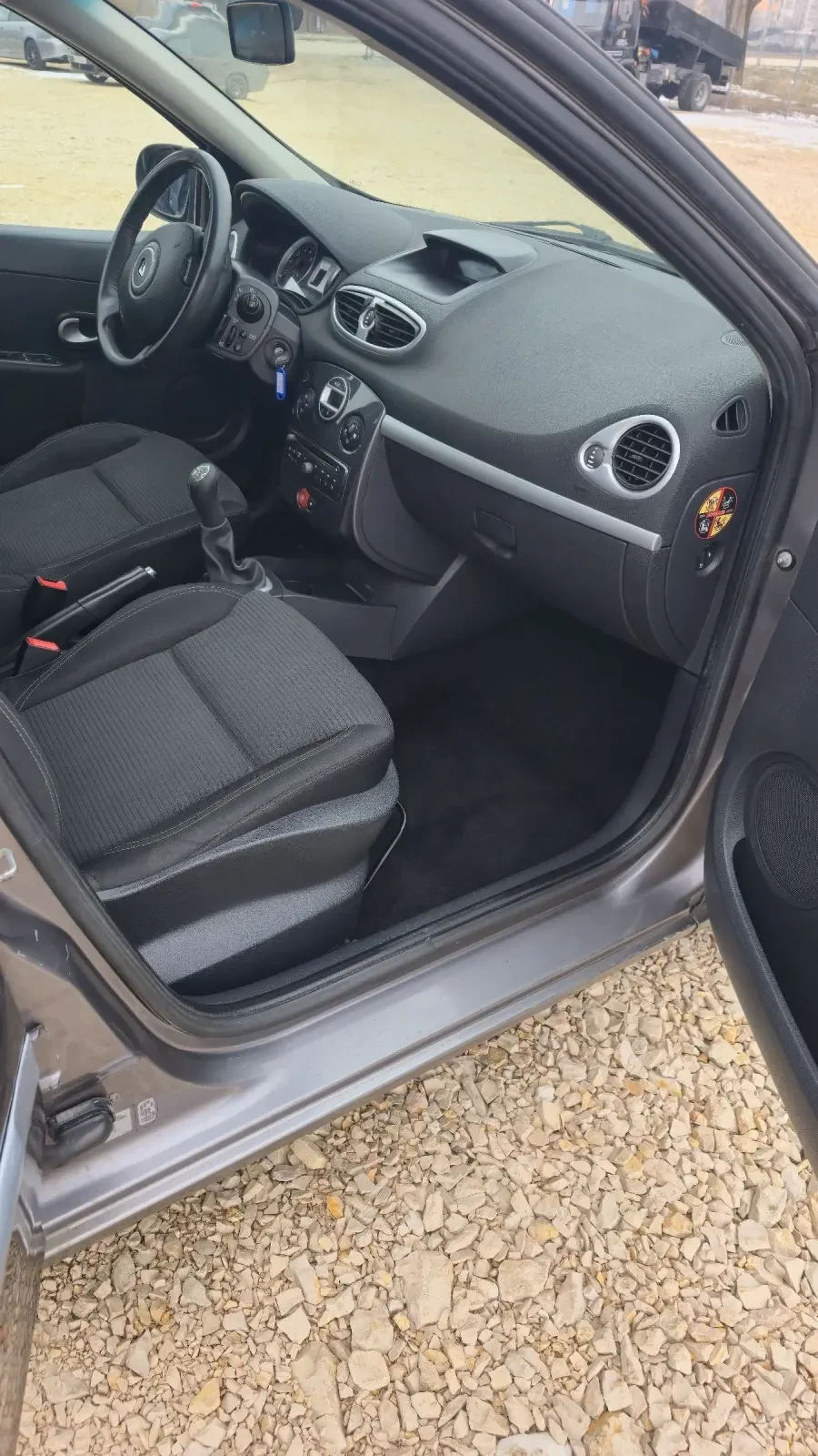 Renault Clio 1.2 16V - изображение 6