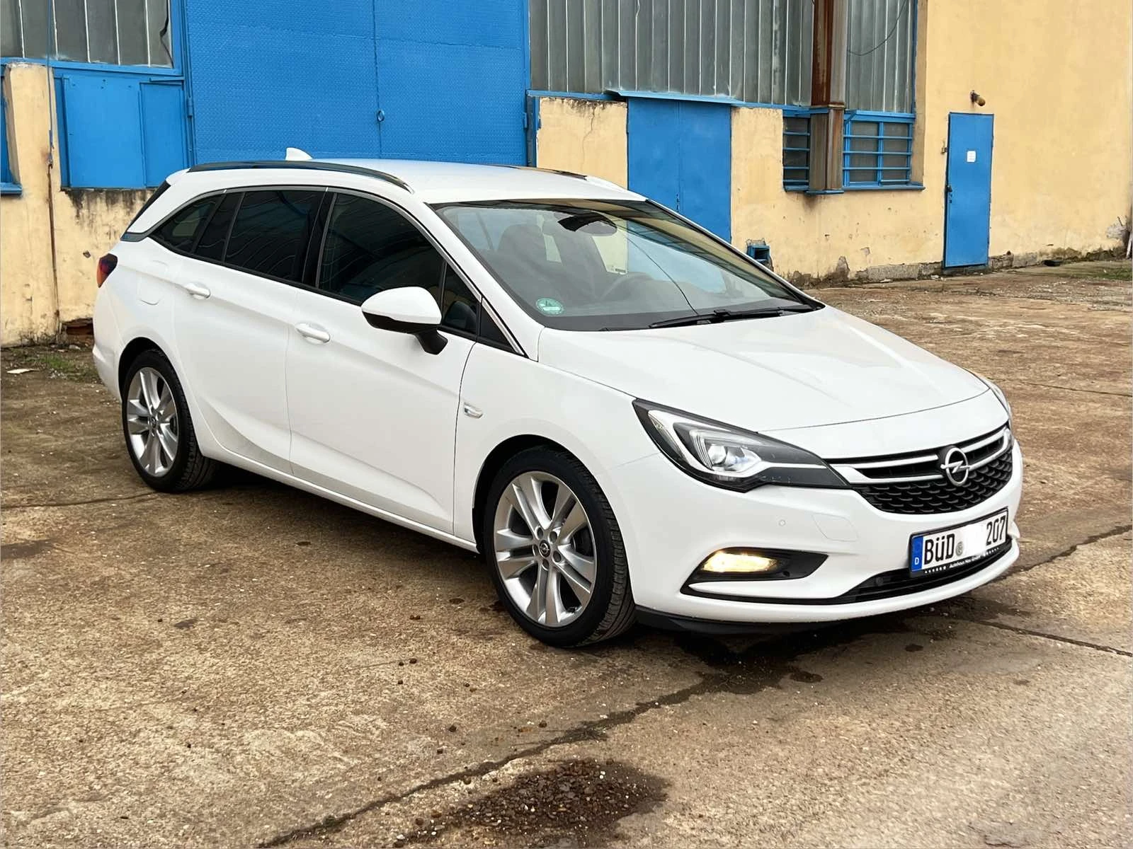 Opel Astra 1.6CDTI/136кс/Line assistant/Carplay/ДИСТРОНИК/