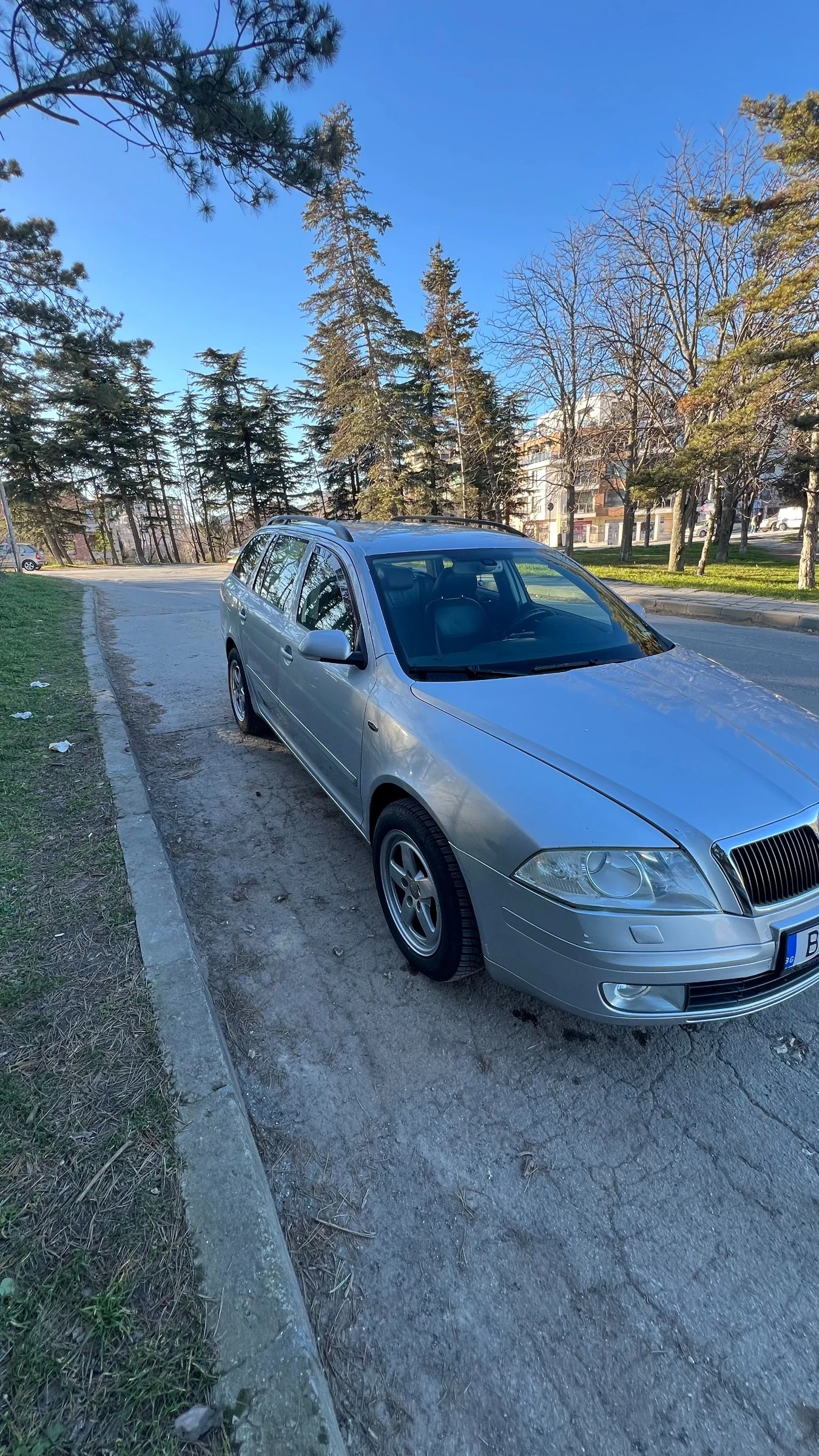 Skoda Octavia 2.0 I FSI, снимка 3 - Автомобили и джипове - 53845723