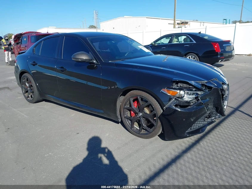 Alfa Romeo Giulia * Крайна цена до БГ* , снимка 2 - Автомобили и джипове - 53979533