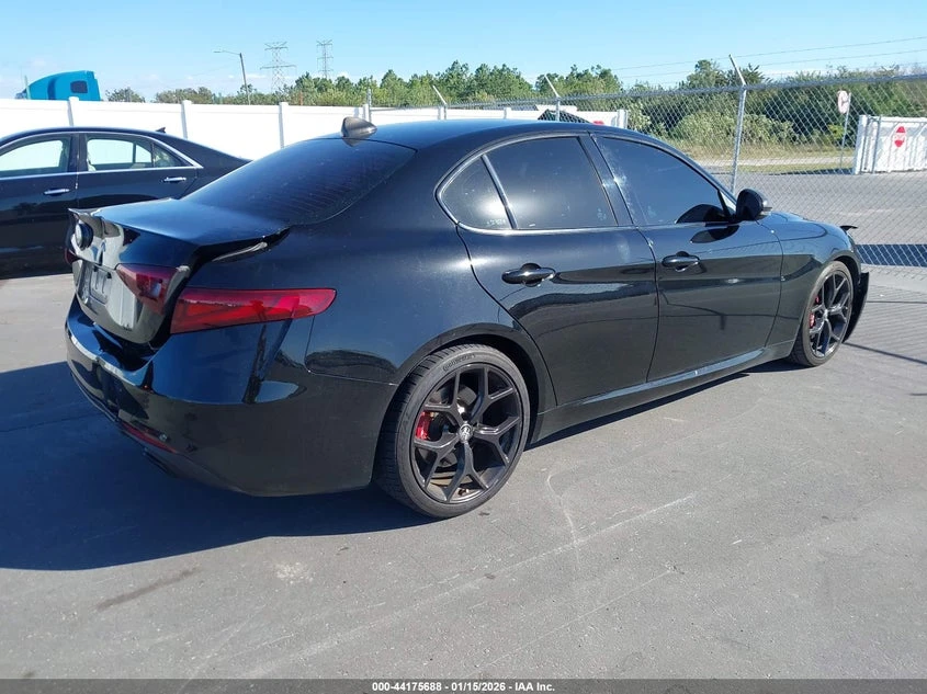 Alfa Romeo Giulia * Крайна цена до БГ* , снимка 4 - Автомобили и джипове - 53979533