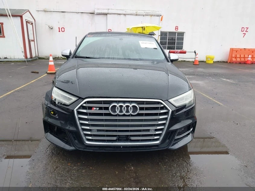 Audi S3 PREMIUM PLUS С РЕГИСТРАЦИЯ & АВТО КРЕДИТ , снимка 2 - Автомобили и джипове - 54082504