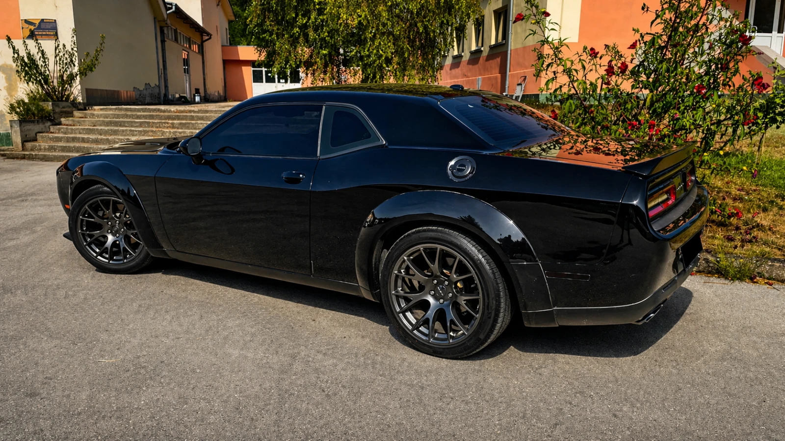 Dodge Challenger R/T, снимка 4 - Автомобили и джипове - 54263011