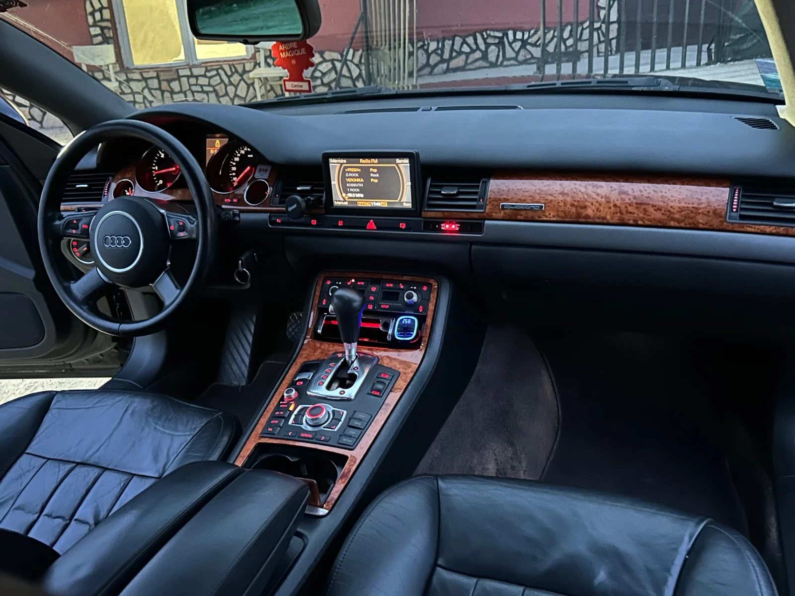 Audi A8, снимка 5 - Автомобили и джипове - 54307439