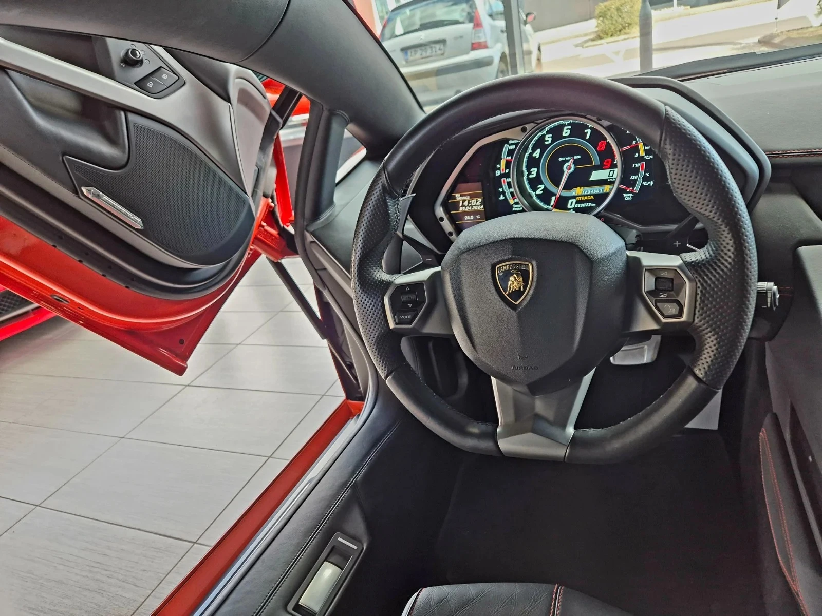 Lamborghini Aventador LP 700-4 6.5 V12 AWD, снимка 6 - Автомобили и джипове - 54750790