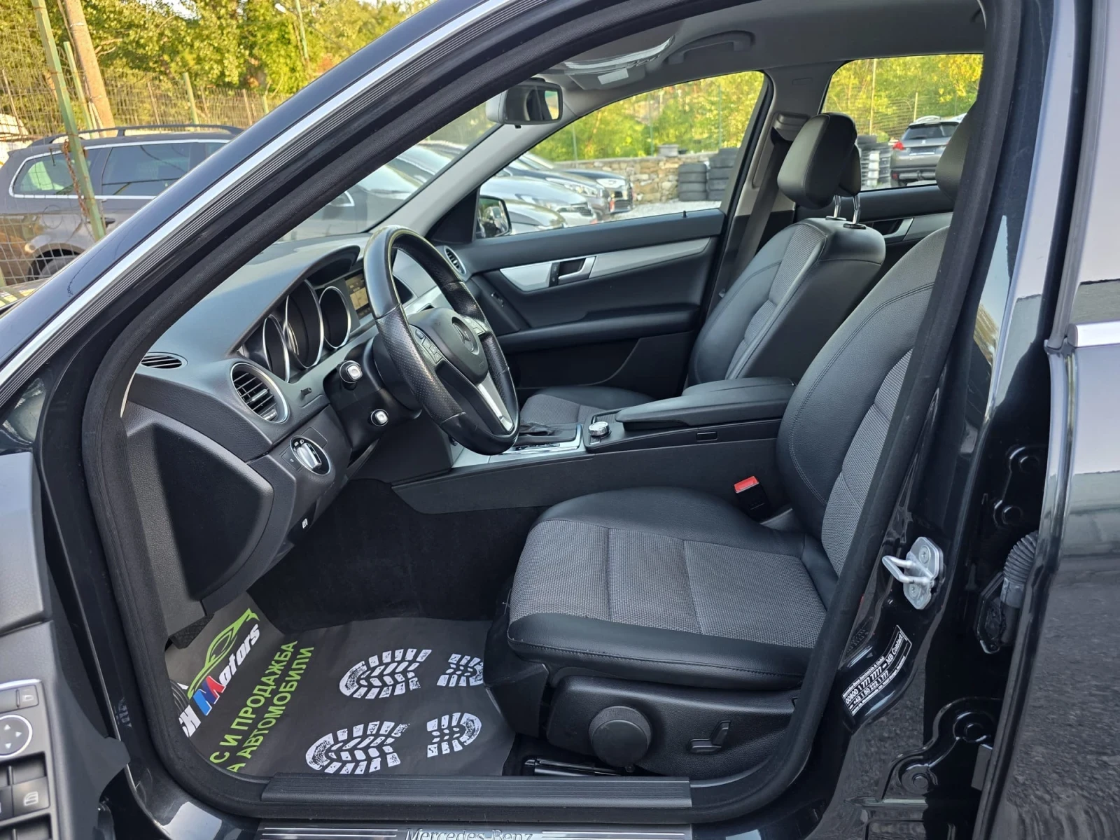 Mercedes-Benz C 250 250CDI 204K.C. / 4-MATIC / АВТОМАТ / НАВИ / КОЖА , снимка 7 - Автомобили и джипове - 54877909