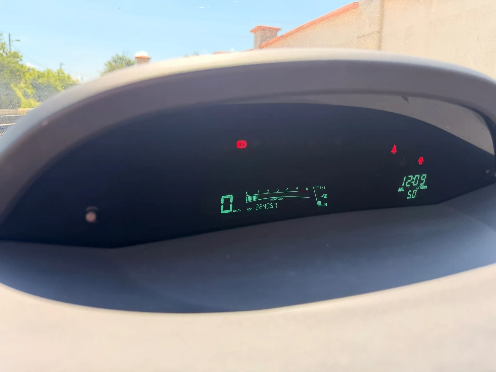 Toyota Yaris 1.4D, снимка 11 - Автомобили и джипове - 55203941