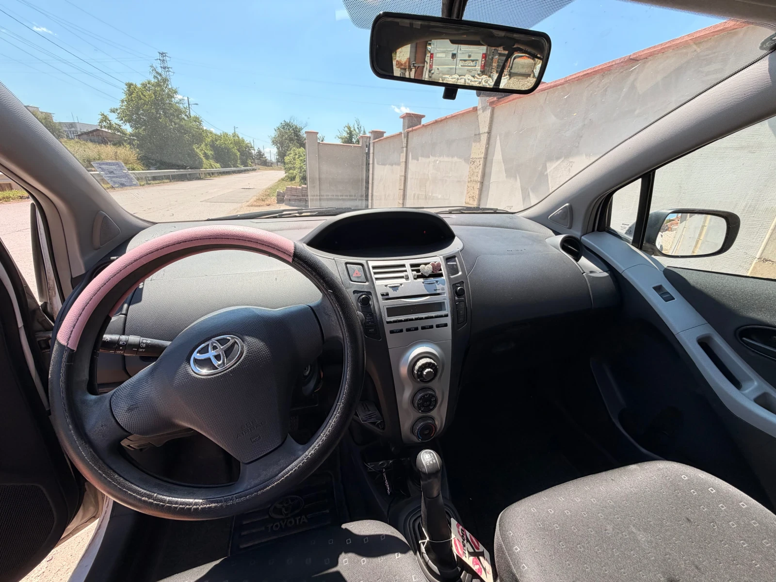 Toyota Yaris 1.4D, снимка 7 - Автомобили и джипове - 55203941