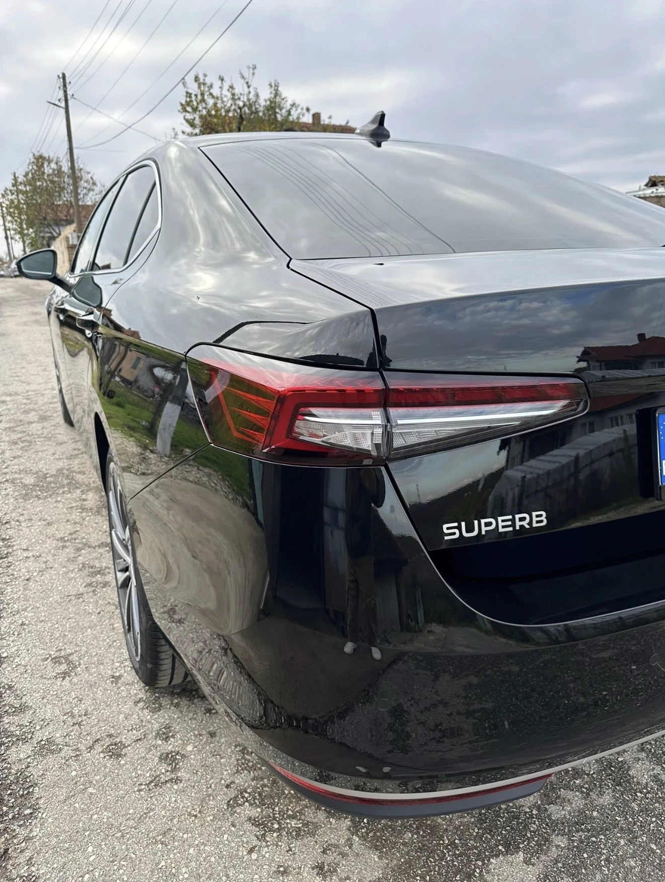 Skoda Superb Laurin & Klement 130 Edition 4x4, снимка 3 - Автомобили и джипове - 55274938